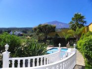 Villa mit Pool und Blick auf den Teide.